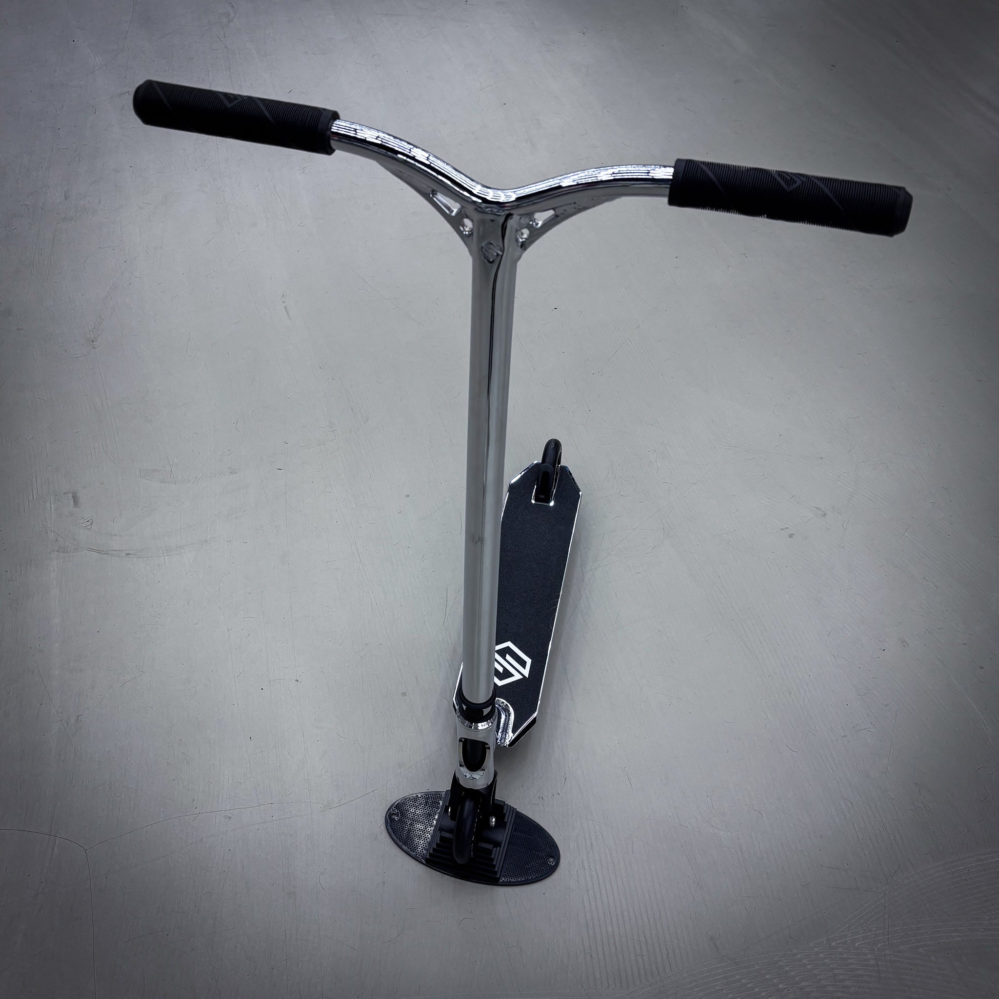 Striker Full Chrome Custom Build - Chrome-ScootWorld.dk