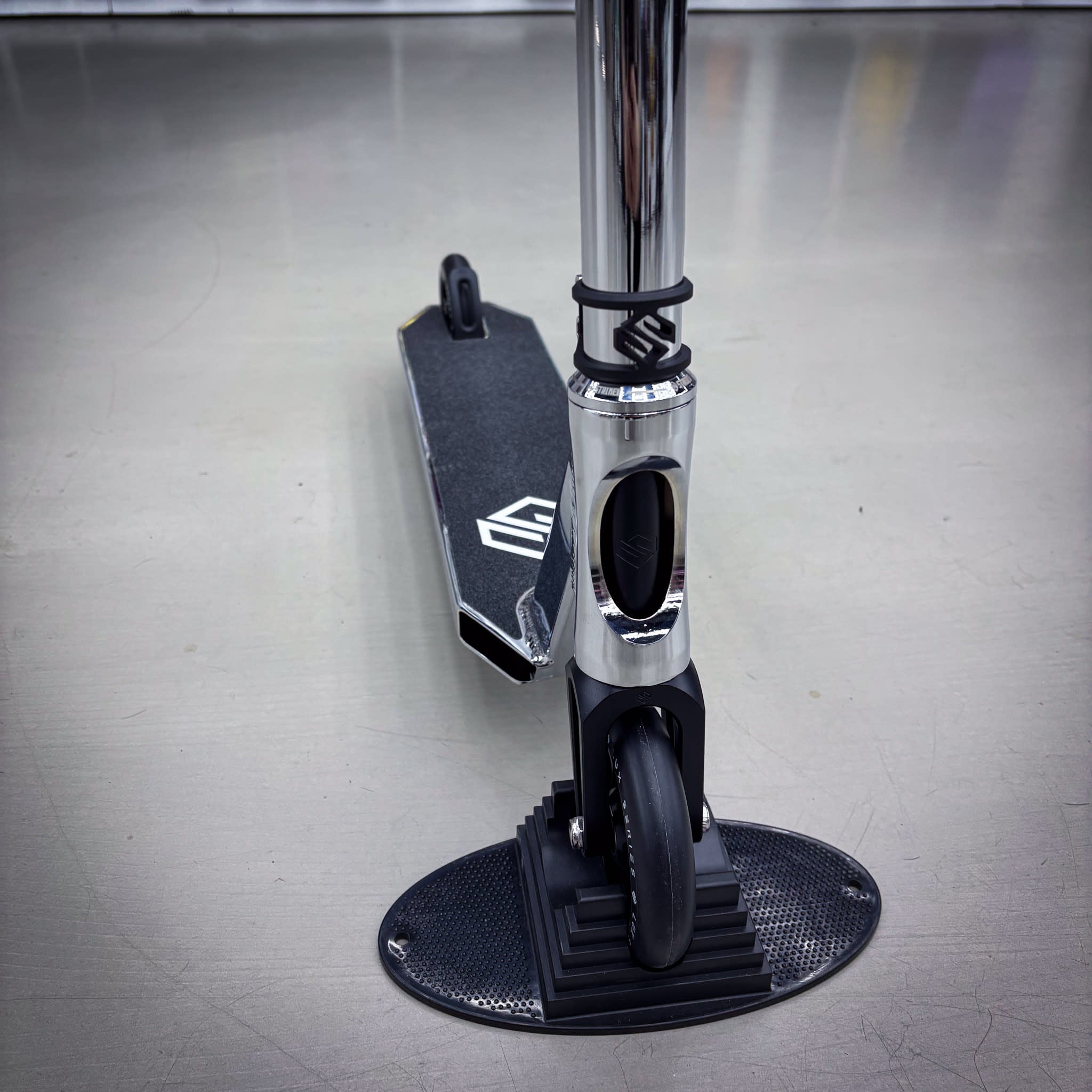 Striker Full Chrome Custom Build - Chrome-ScootWorld.dk