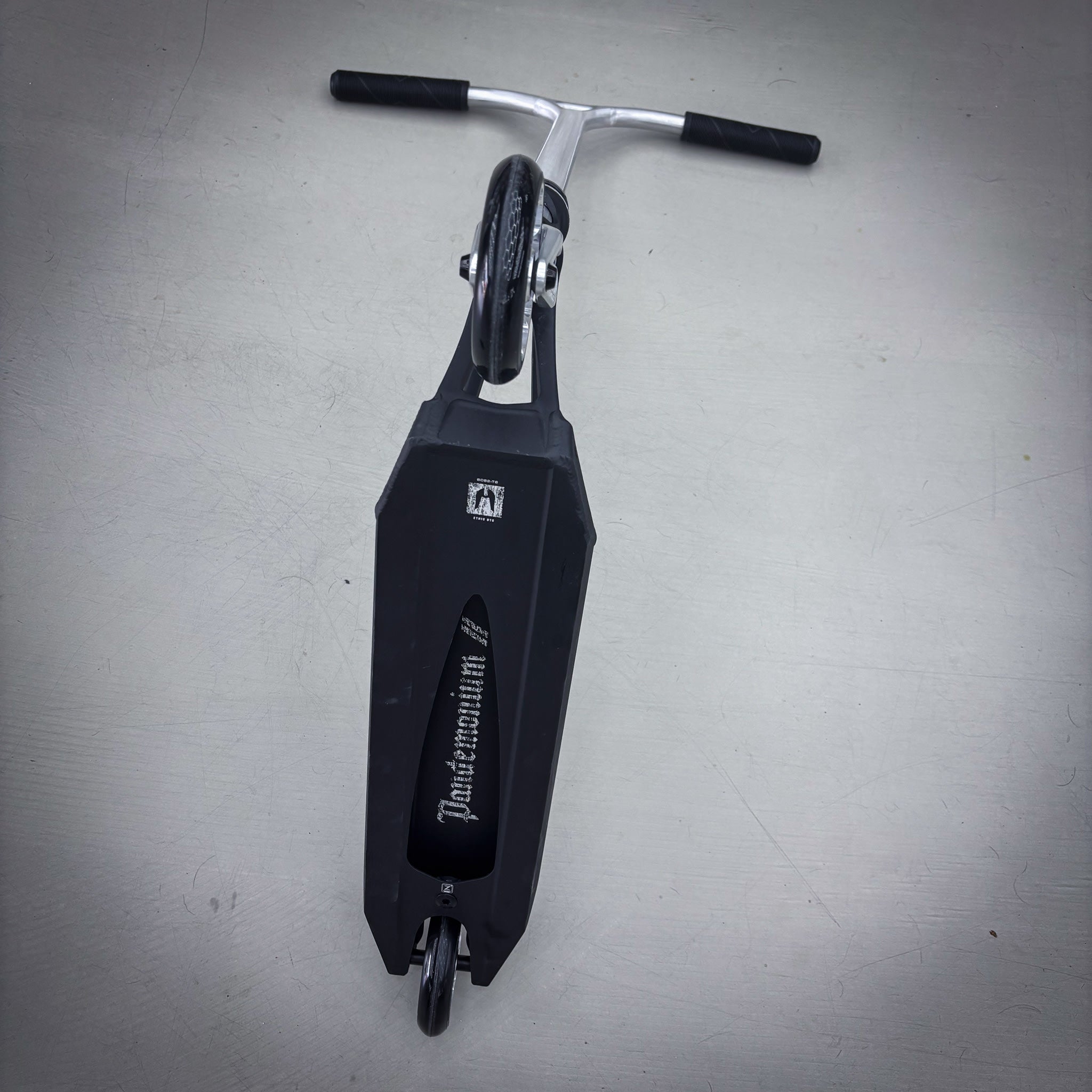 Ethic Pande Wolp Custom Build - Black/Silver-ScootWorld.dk