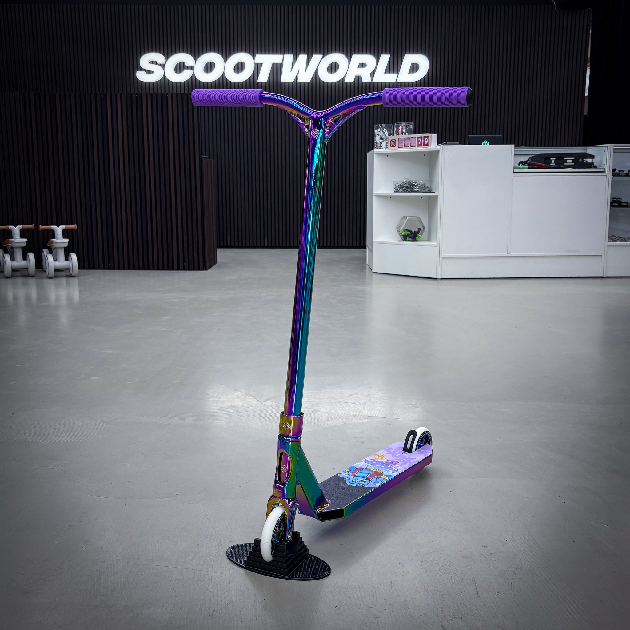 Striker Rainbow Purp Custom Build Trick Løbehjul - Rainbow-ScootWorld.dk